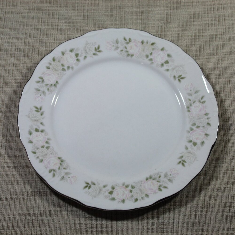 Sheffield Fine China Japan Classic 501 Set of 4 Dinner Plates